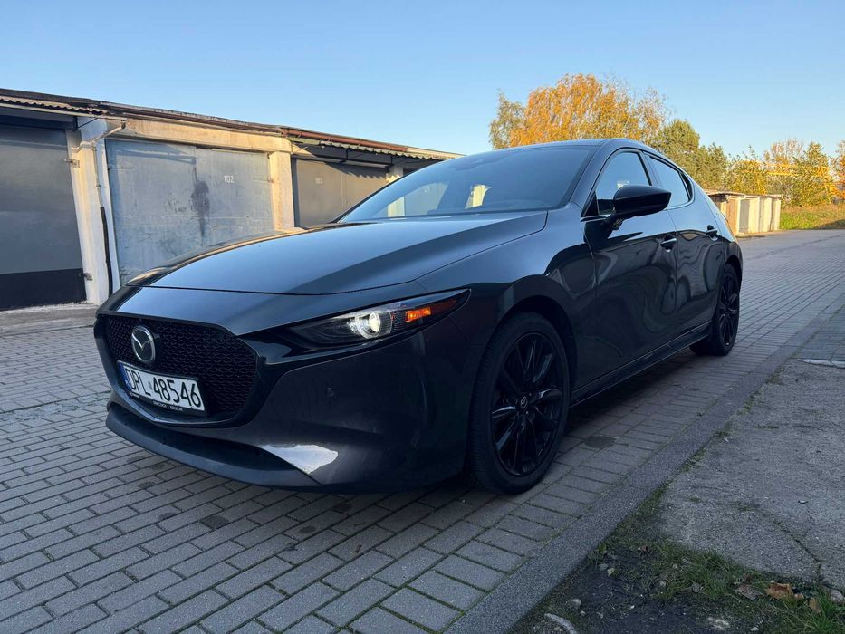 Mazda 3, 4x4, 2,5 benz + turbo, 2022 rok,