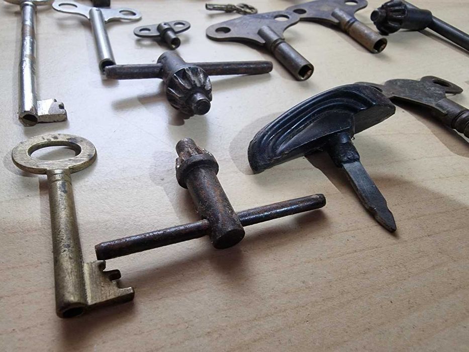 Miscelânea de chaves algumas de Precisão