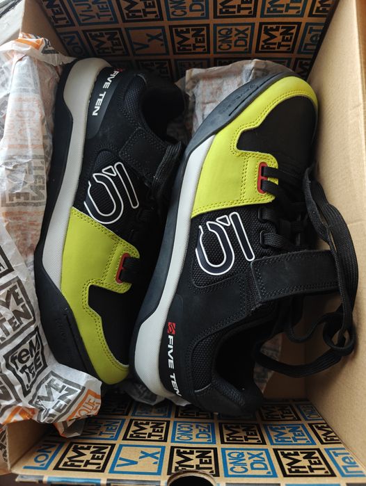 Nowe buty rowerowe Adidas Fiveten Hellcat pro 43 44 SPD MTB platformy enduro xc platformowe na rower jak Oakley leatt oneill poc rzep bez boa