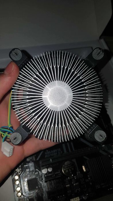 КОМПЛЕКТ (GPU RTX 2060 SUPER) (CPU I5 9500) (ddr4 16gb)