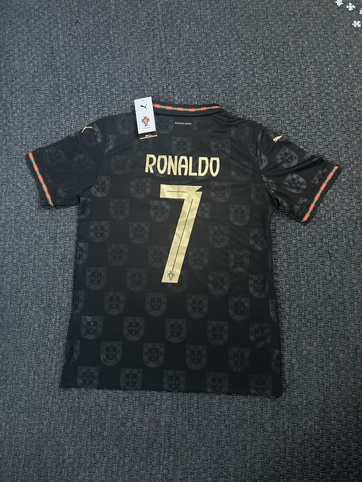 Camisola Ronaldo Portugal versão Eusébio