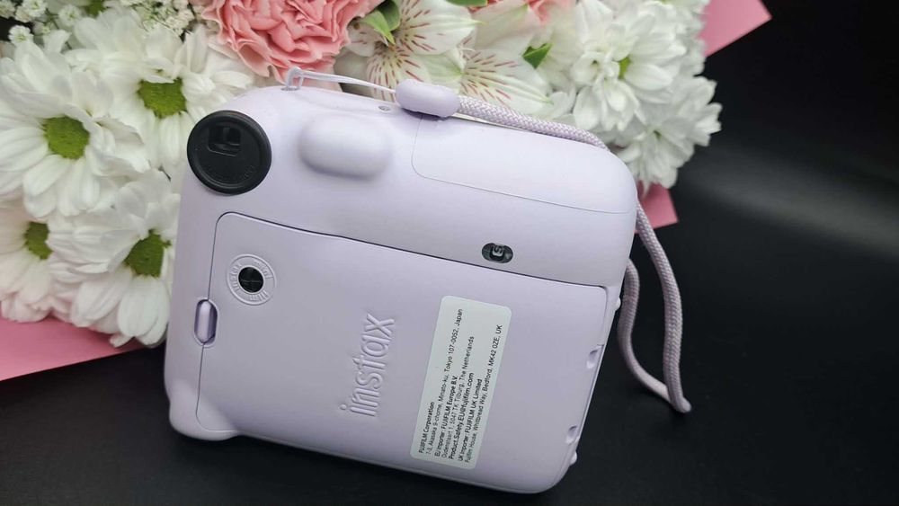 Aparat FUJIFILM INSTAX MINI 12 + Etuii Komis Redi