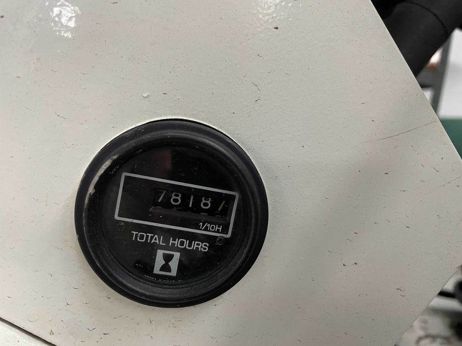 Empilhador Datsun 1350