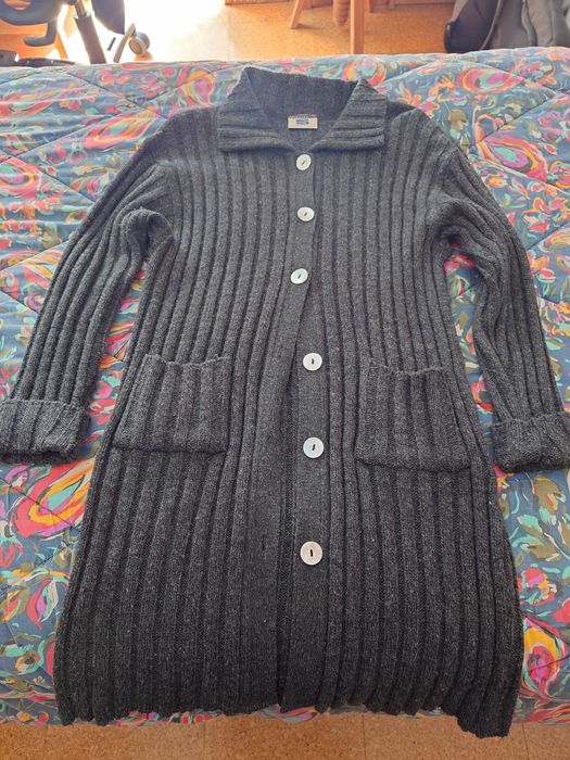 Casaco comprido de malha para senhora