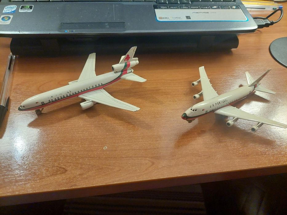Aviões TAP em ferro de escala de coleção.