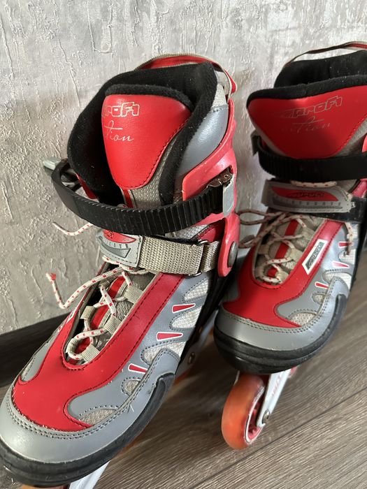 Продам ролики б/у