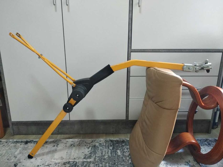 Peruzzo Trail Angel (жовтий), буксирувальна велоштанга, Італія