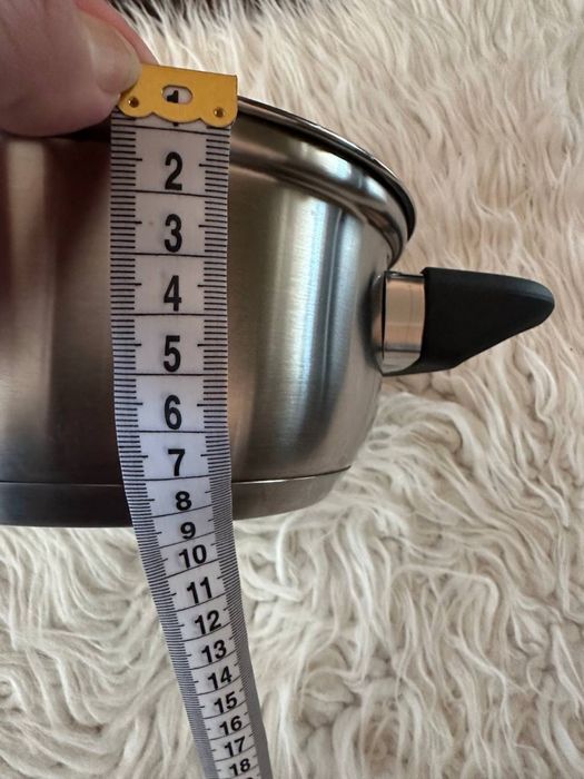 Кастрюля Livarno