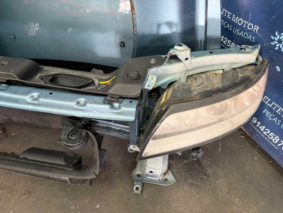 Frente completa usada VOLVO V50 S40 facelift restyle capot parachoques oticas guardalamas