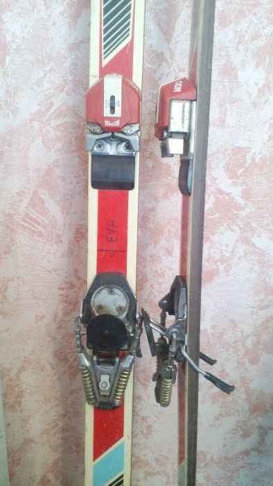 Лыжи горные 175см