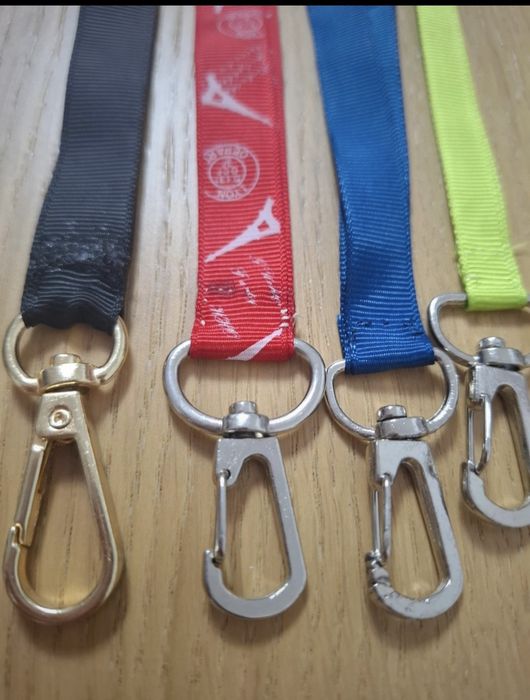 Fitas para chave/cartões...