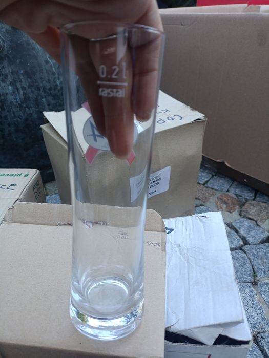 Copos novos com caixa (12) 0,2L