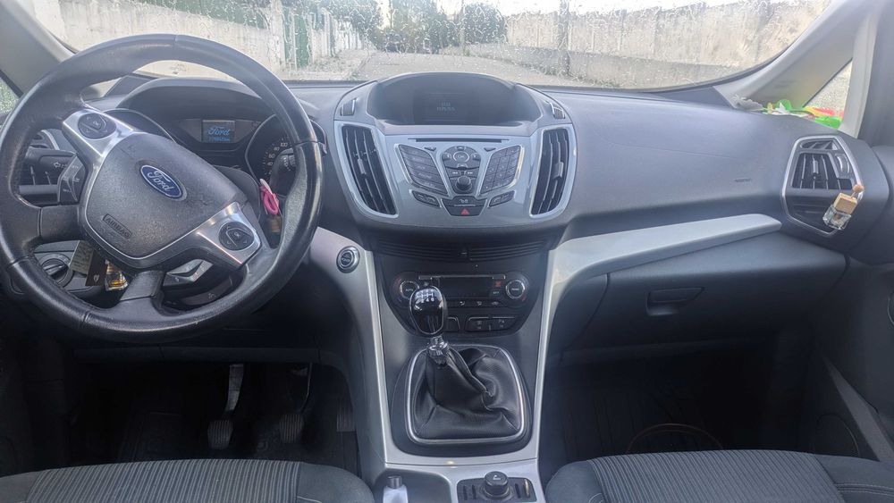 Carrinha Ford C MAX