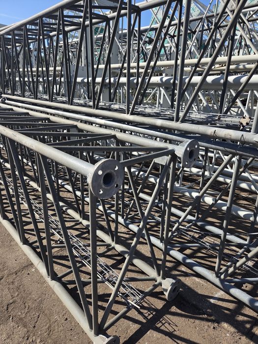 Słupy metalowe skręcane spawane ocynkowane