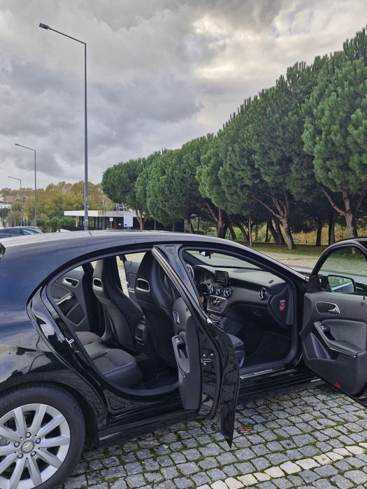 Mercedes a180 urban com Garantia