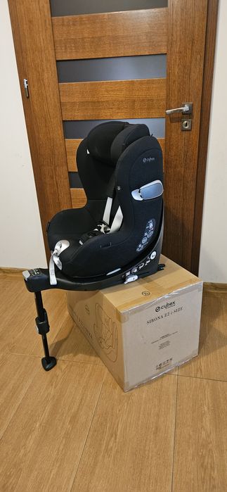 Cybex Sirona Z2 i-Size Deep Black z bazą