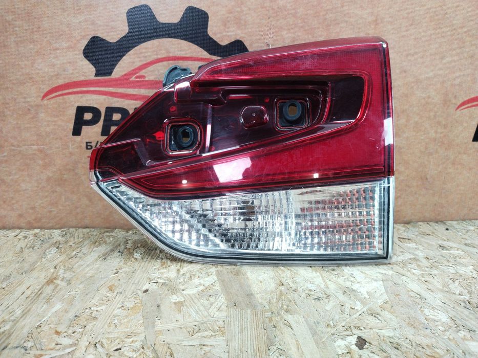 Subaru Forester V SK 18-24 Фонарь задний правый в крышку багажника TYC