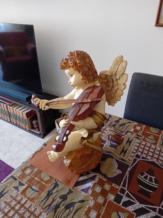 Anjo a tocar Violino