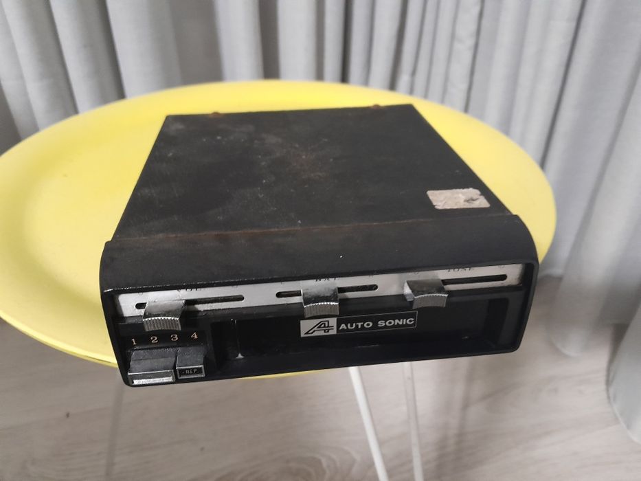 Antigo leitor de cartuchos para clássicos