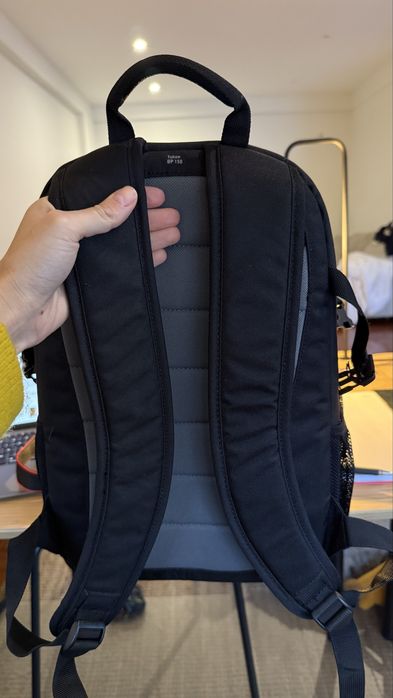 Camera Canon R10 + Bolsa