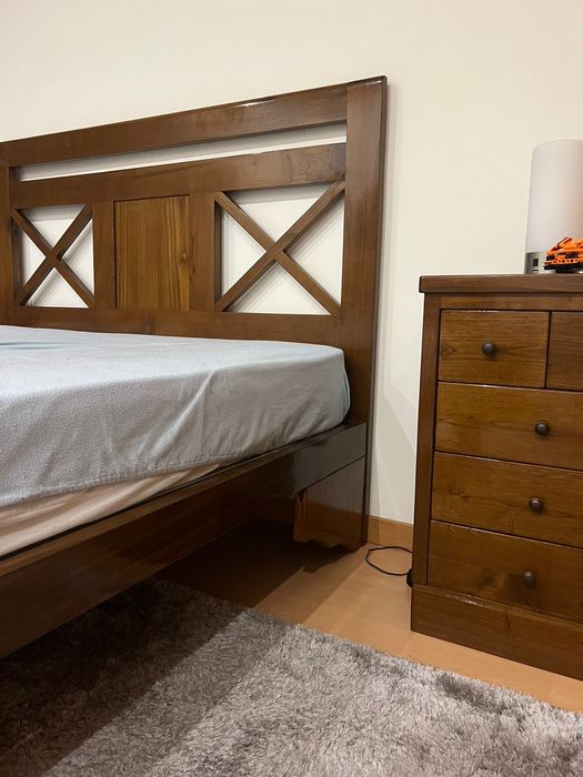 Vendo Mobília quatro