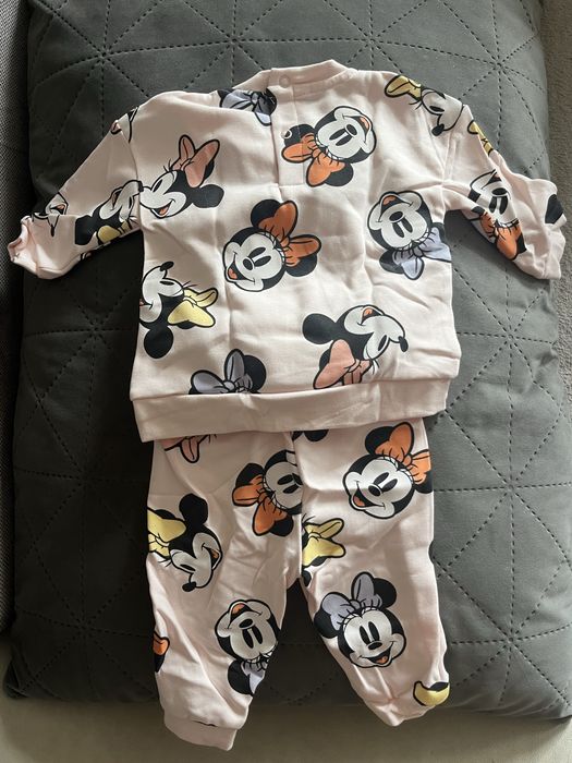 Śliczny dres dziewczęcy Disney Minnie 62/68 Nowy
