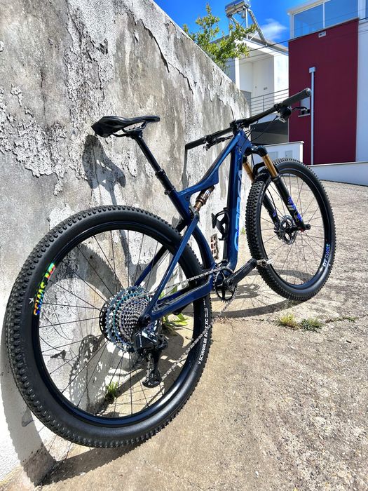 Bicicleta Orbea OIZ OMX AXS XTR