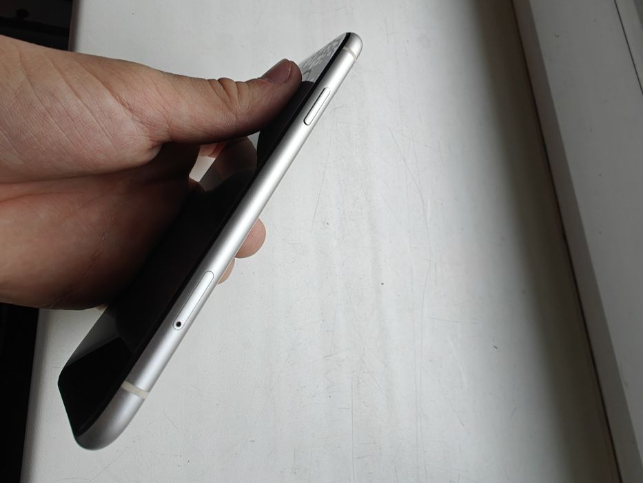 Продам новый экран либо же весь телефон