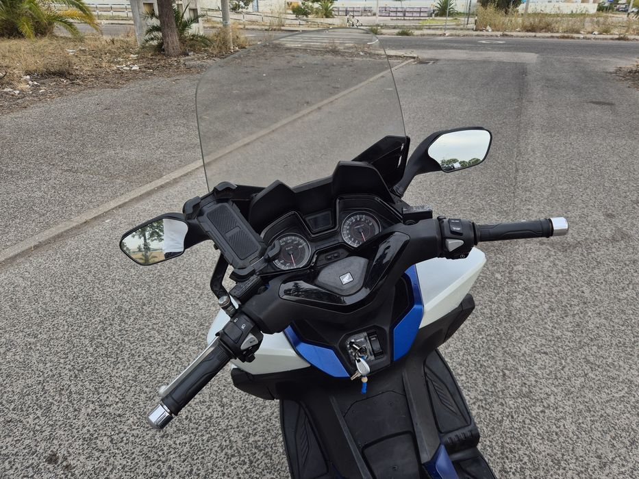 Honda Forza 125cc
