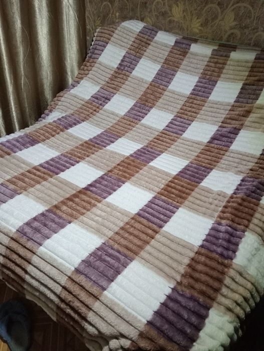 Пледи-покривала шарпей