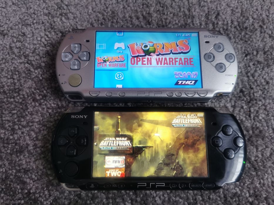 Konsola Sony PSP 2003 Silver, 3004 Black PL menu, odblokowane 2x zestaw