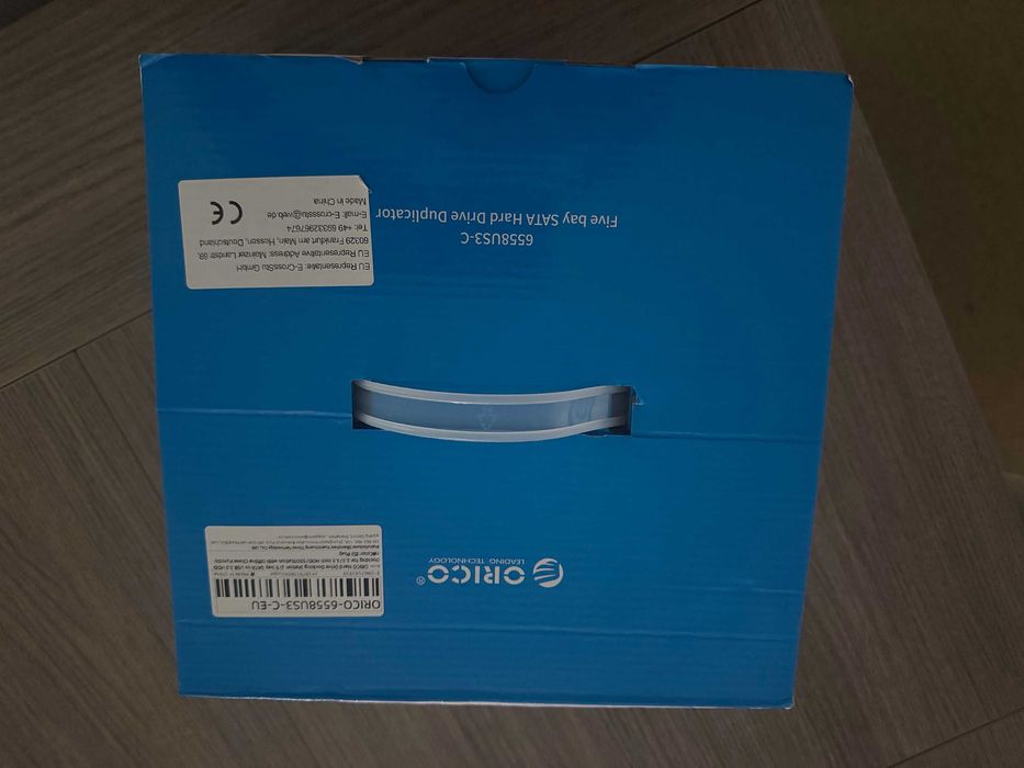 ORICO 6558US3-C Five Bay SATA Hard Drive Duplicator (Caixa selada)64730147146114122