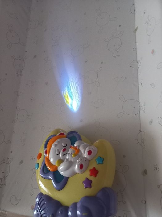 Нічник проектор , музична іграшка