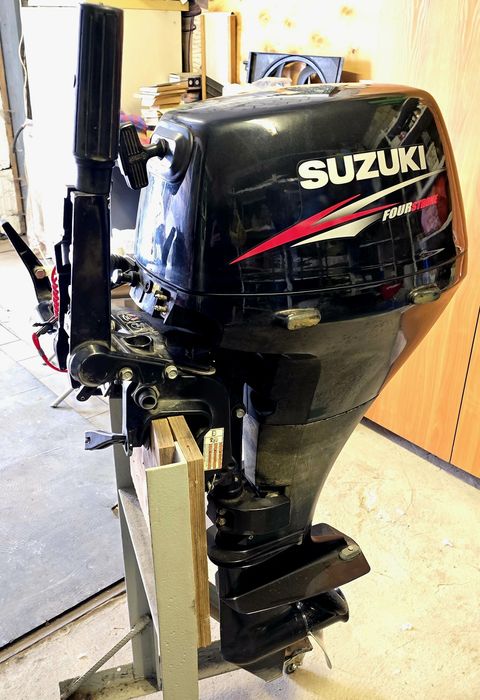 Човновий двигун Suzuki DF15 SM