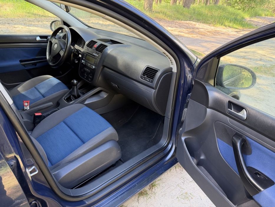 Продам Volkswagen Golf 5, Мрі 1,6/газ