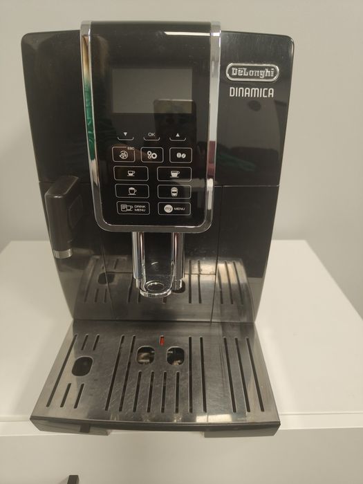 Ekspres DeLonghi Dinamica