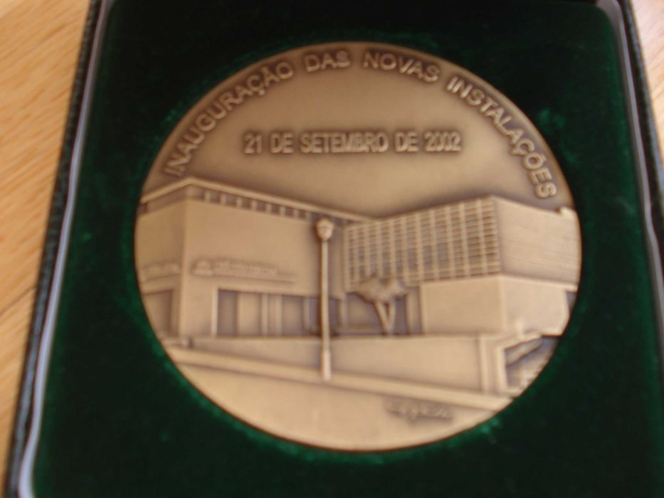 3 Medalhas comemorativas (Portes incluidos)