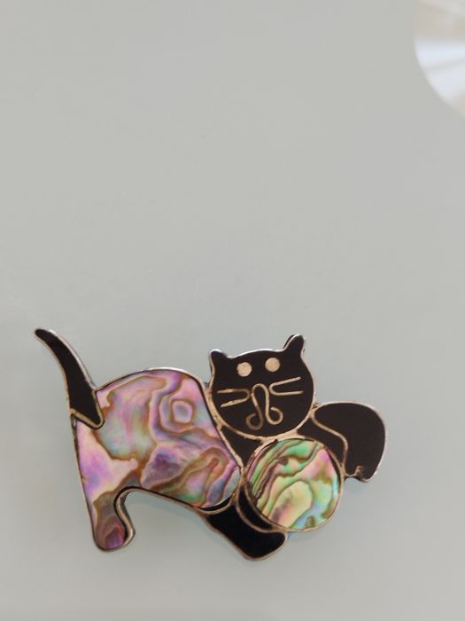 Lindo broche gato  cat chat vintage  com madrepérola.