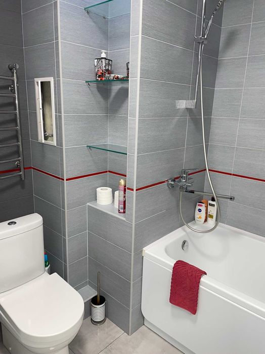 Посуточно 3К Печерск, Леси Украинки.