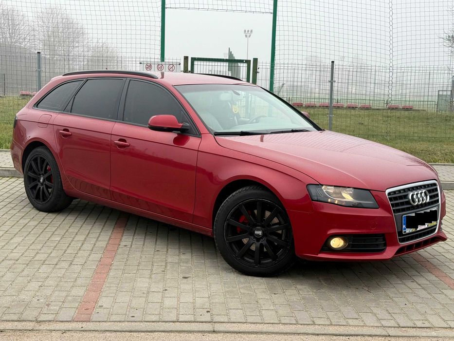 AUDI A4 B8 Avant 2010r. 2.0 TDI 6 Biegów PIĘKNY STAN Navi Skóry Alu 18