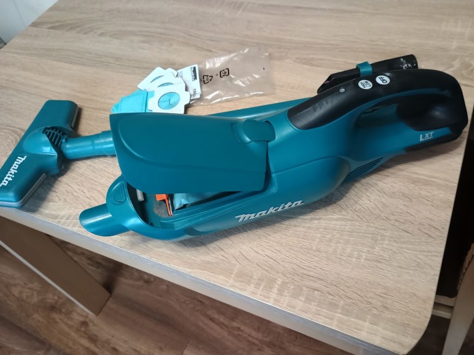 Odkurzacz makita DCL182