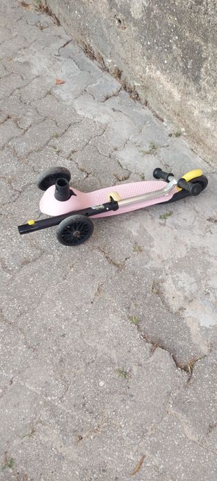 Vendo trotinete e cadeira bicicleta criança