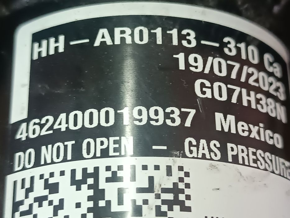 Пневмоподушка задня права BMW X5  G05 БМВ Х5 Г05 розборка шрот запчастини 37106869038 462400019937  Пневмоподушка задняя правая
