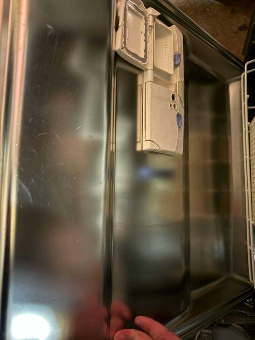 Zmywarka Whirlpool ADG7555 szer. 60 cm do zabudowy