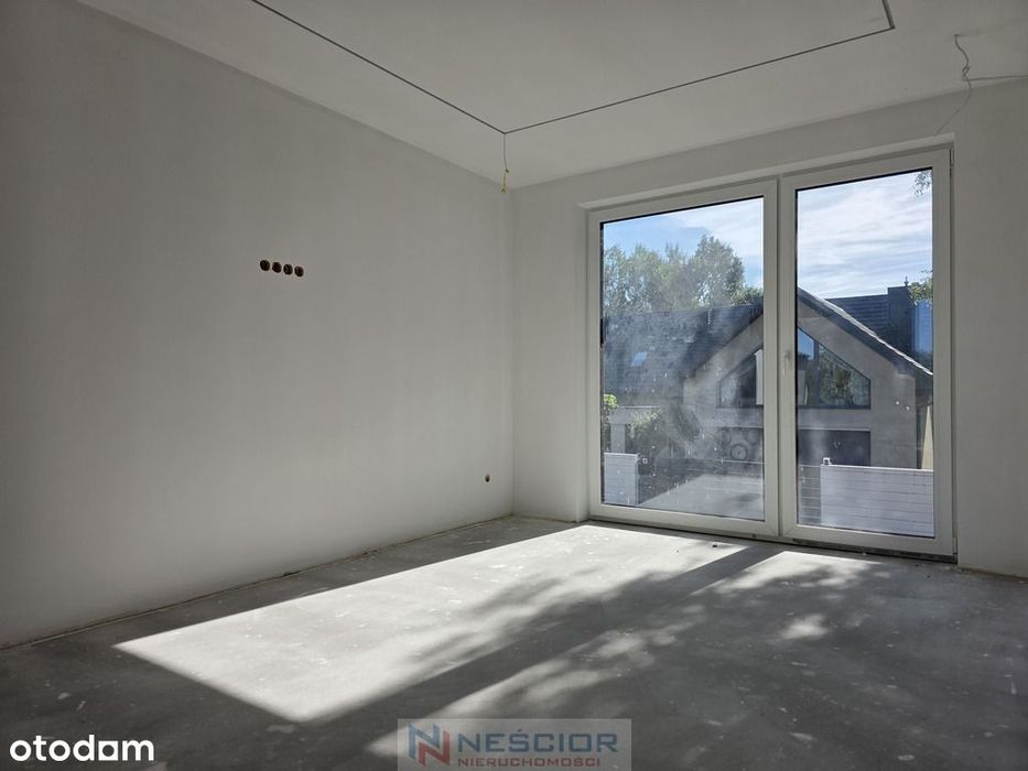 Segment narożny 140 m² w stanie deweloperskim | Garaż w bryle
