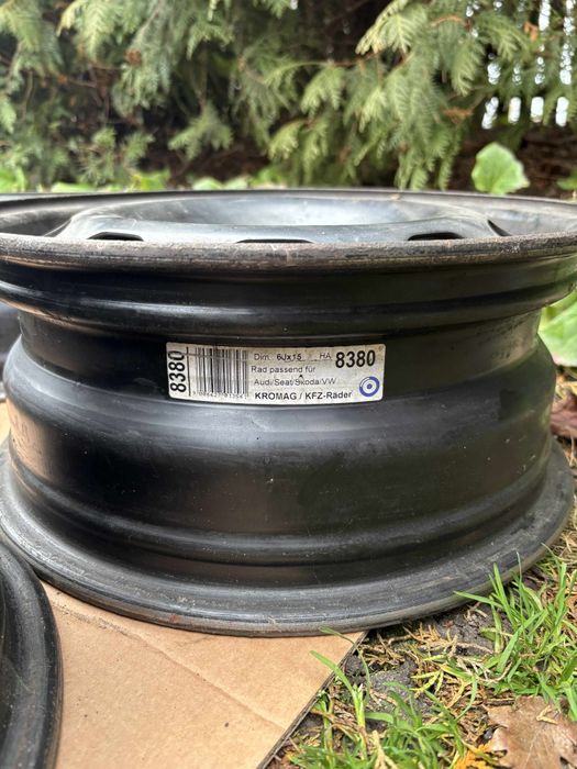 Felgi do Golfa 4, 15 cali