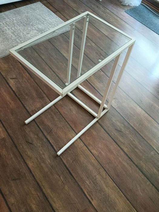 Sprzedam stolik kawowy lub na  laptopa