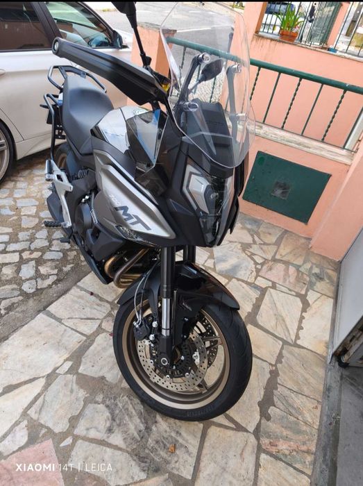 Cf moto 700MT como nova