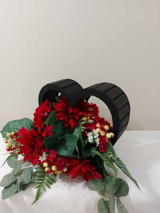 Podstawa baza serce do kompozycji kwiatowych nagrobnych