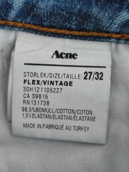 Acne. Spodnie jeansowe 27/32
